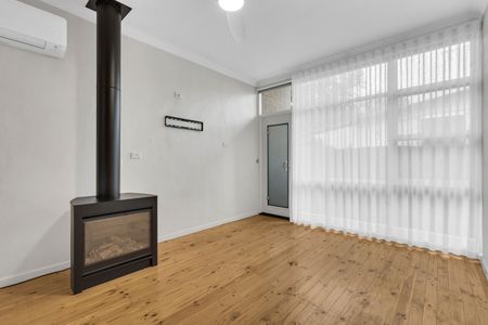5/1 Burnside Court, Burnside SA 5066 - House For Rent - $500 | Domain - Photo 2