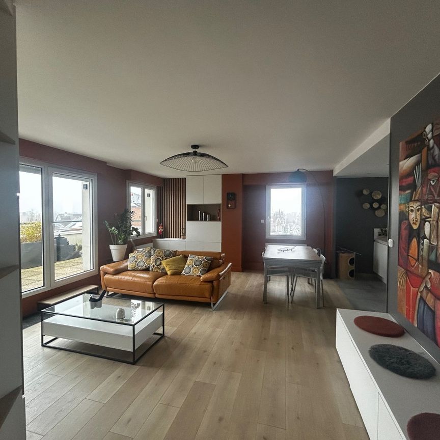 Location Appartement 3 pièces 89m² CROIX 59170 - Photo 1