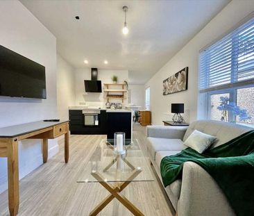 Studio to rent - Photo 3