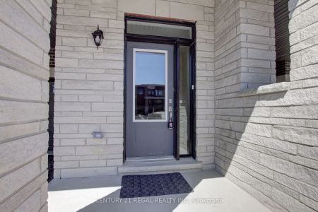 Condo Townhouse For Lease | N9195068 - Photo 2