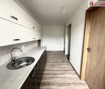 Moderní byt v Děčíně 2+1 s výhodami zahrady a parkování - Photo 3