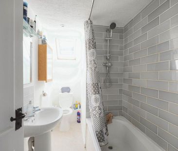2 bedroom terraced house to rent - Photo 5