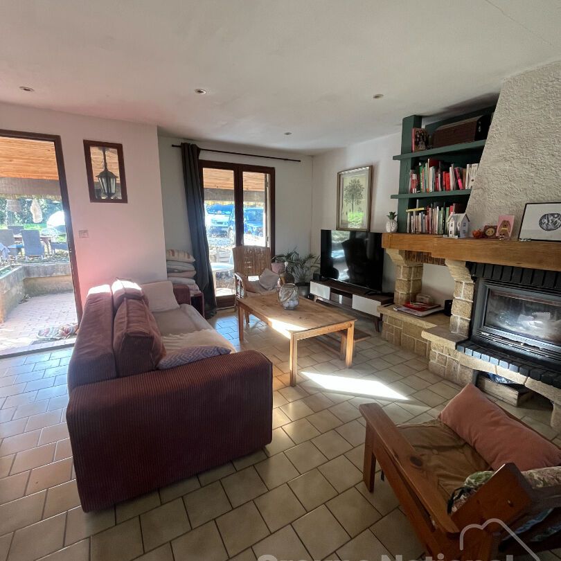 Location Maison 4 pièces 83m² - Photo 1