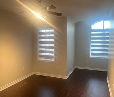 For Lease - 10 Dufay Road Unit# Upper, Brampton, Ontario - Photo 6