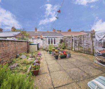 2 bed House - Terraced To Let - Photo 6