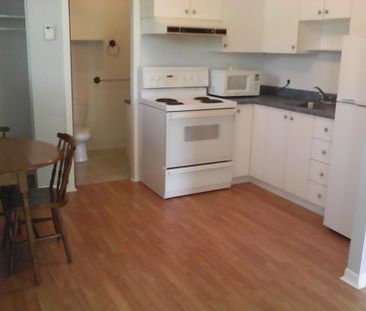 Logement à louer deux et demi. - Photo 1