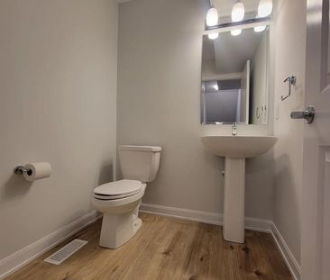 For Lease - 401 GLENROY GILBERT Drive Unit# 12, Barrhaven, Ontario - Photo 2