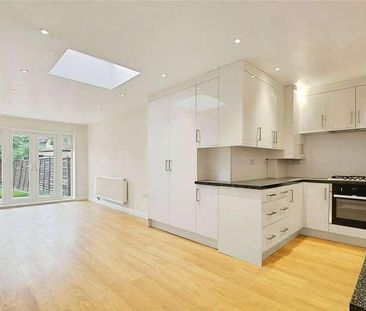 Crowther Avenue, Brentford, TW8 - Photo 4