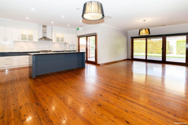 BEAUTIFUL FAMILY HOME WITH CHARM - Photo 1