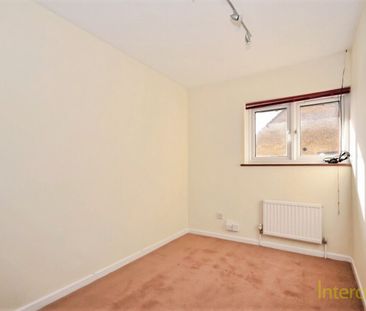 Loompits Way, CB11, Saffron Walden - Photo 2