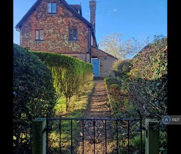 2 bedroom semi-detached house to rent - Photo 2