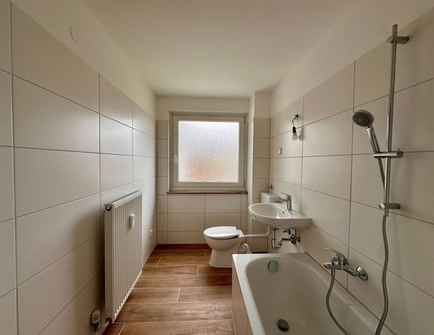Moderne 3-Zimmer-Wohnung mit Balkon in Nürnberg - Photo 1