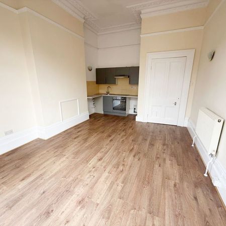 1 Bedroom Flat, First Avenue, Hove - Photo 2