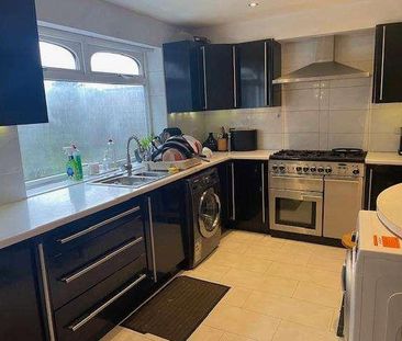 Badsey Road, Oldbury, B69 - Photo 4