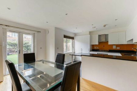 Thirleby Road, Mill Hill, NW7 - Photo 3