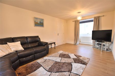 41, Topliss Way, Leeds, West Yorkshire, LS10 4FQ - Photo 3