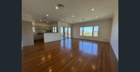 In time for NYE Fireworks - Photo 4