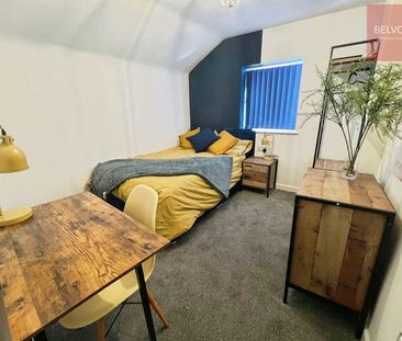 House of Multiple Occupation to rent on - Photo 2