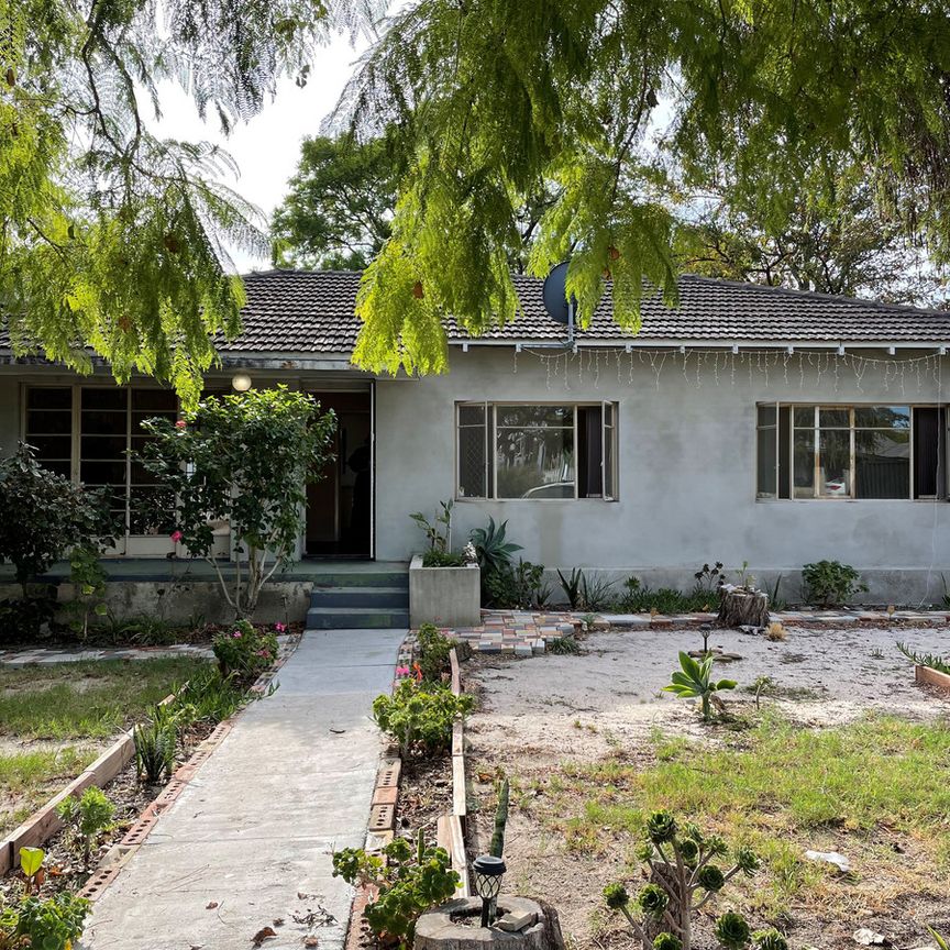 Country Cottage Style House for Rent! - Photo 1