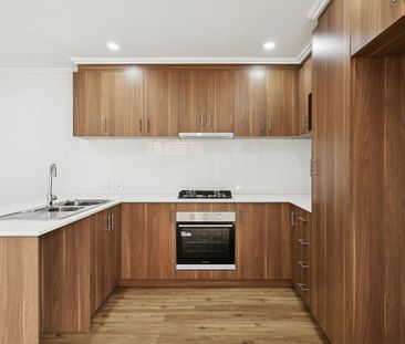 Stylish home Offering Space, Comfort and Convenience - Photo 6