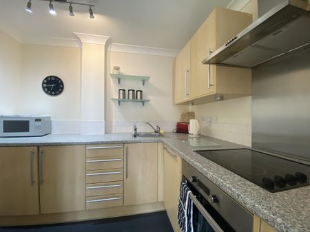 Sidestrand, Norwich, Wherry Road - Photo 5