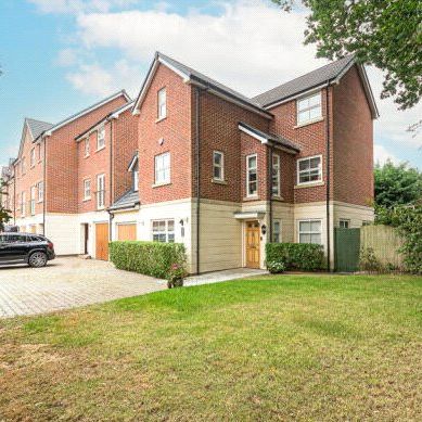4 bedroom townhouse to rent - Photo 1