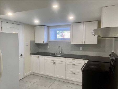 For Lease - 36 Carlyle Crescent Unit# Basement, Brampton, Ontario - Photo 3
