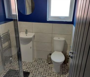 1 bedroom House share To Let - Photo 5