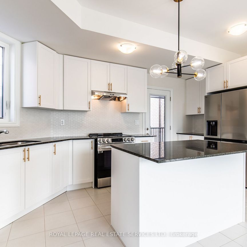 For Lease - 3289 Sixth Line Unit# Unit 2, Oakville, Ontario - Photo 1