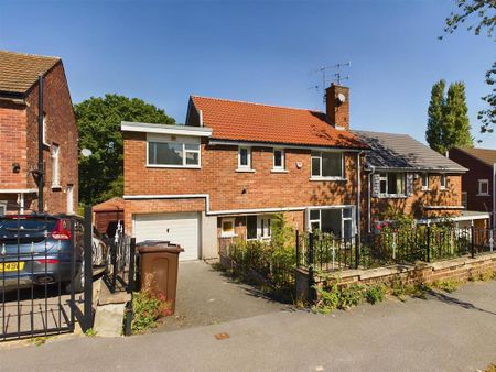 4 bedroom semi-detached house to rent - Photo 3