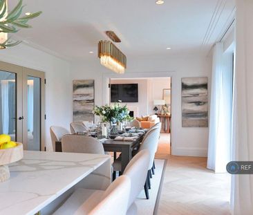 5 bedroom detached house to rent - Photo 3