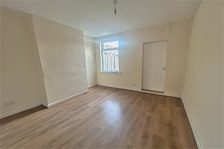 3 bedroom house to rent - Photo 2