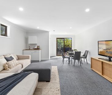 3 Daley Street, Pendle Hill NSW 2145 - House For Rent | Domain - Photo 1