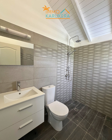 Location Appartement 3 pièces 52m² PETIT CANAL 97131 - Photo 5