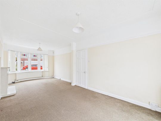 Asterfield Avenue, Bebington, 3 bedroom, House - Semi-Detached - Photo 1