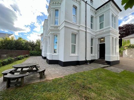 6 bedroom apartment to rent - Photo 5