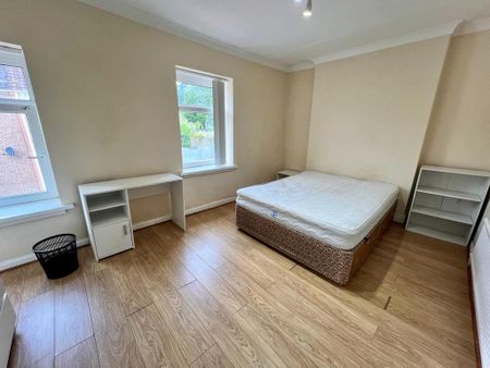 4 bedroom house share to rent - Photo 4