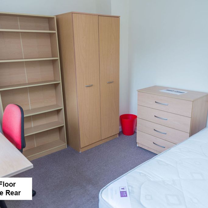 4 Bed Student Accommodation - Photo 1