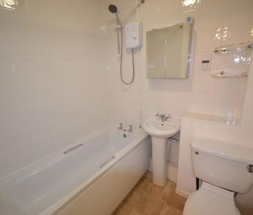 2 bedroom terraced house to rent - Photo 6