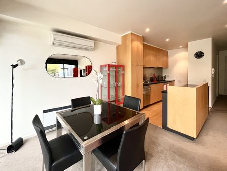 FURNISHED ONE BEDROOM HOME WITH STUDY IN GREAT LOCATION - Photo 4