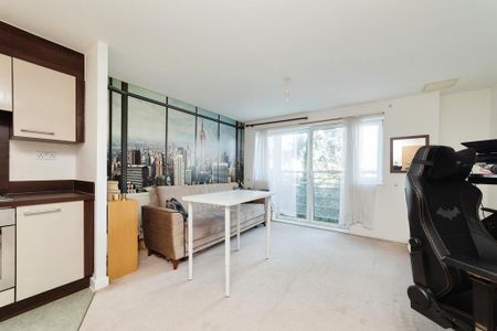 1 bedroom flat to rent - Photo 4