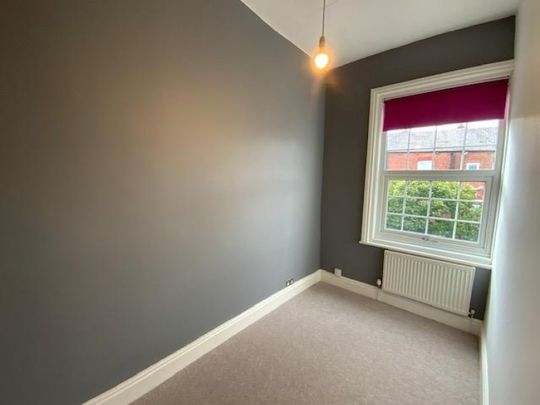 2 bedroom House To Let - Photo 1