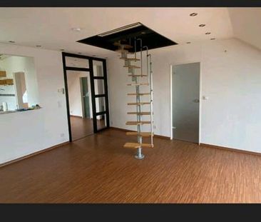 Dachgeschosswohnung - Foto 1