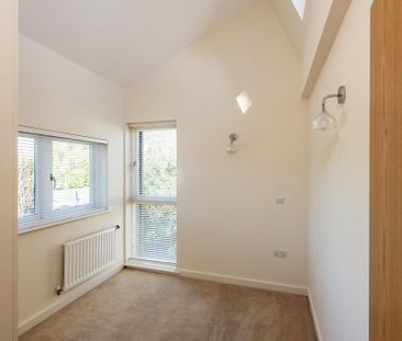 3 bedroom detached house to rent - Photo 5