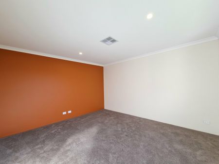 Brand-New Modern Luxury Home for Lease - Photo 4