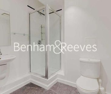 Vista Building, Woolwich High Street, SE18 - Photo 2