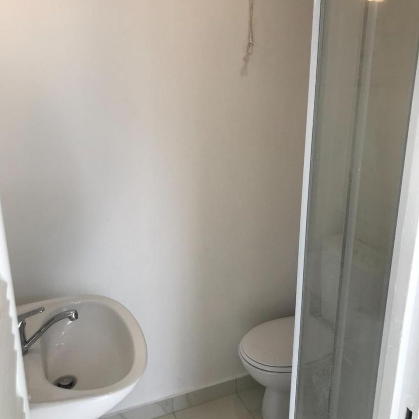 PONT DE L'ARCHE - Appartement T1 - Photo 1