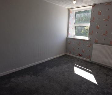 2 bedroom cottage to rent - Photo 2