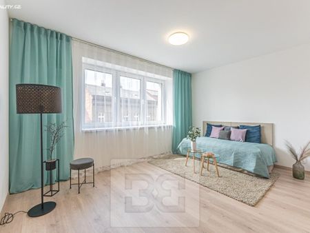 Pronájem bytu 1+kk 25 m2 - Photo 3