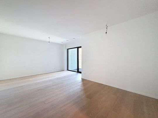Appartement te huur - Photo 1